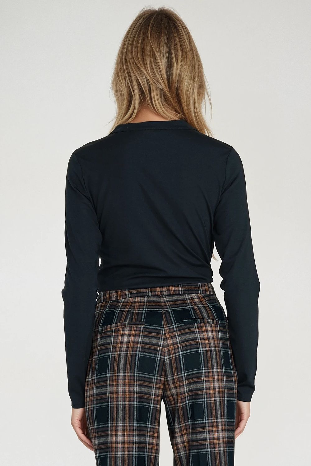  Halenka  model 218902 Nife 